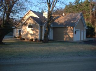 364 Braeloch Rd, Colchester, VT 05446