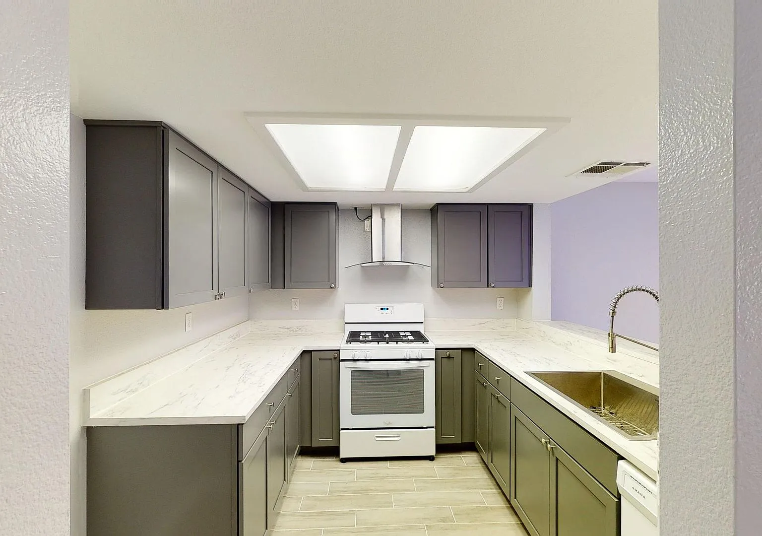 Newly Updated 2 bed, 2 bath located in San Bernardino! — Photo 4