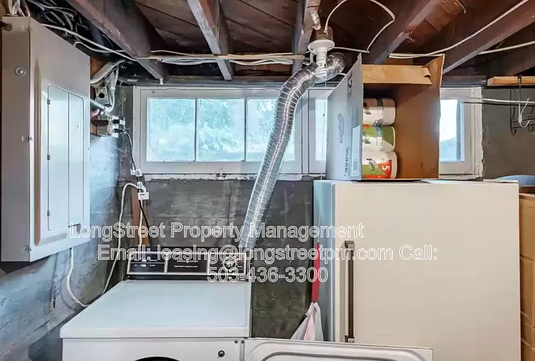 744 NW 16th St — Photo 25