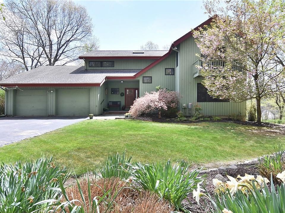 1st image of 78 Quaker Hill Drive