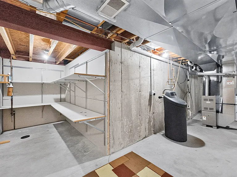 1110 Rose Dr — Photo 30