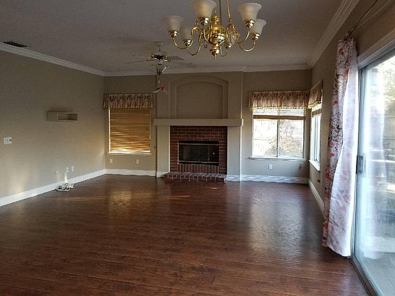 4th image of 1118 Bramble Ln