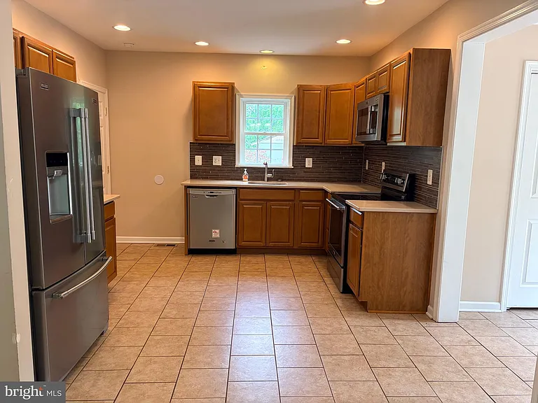 2831 Harford Rd — Photo 5