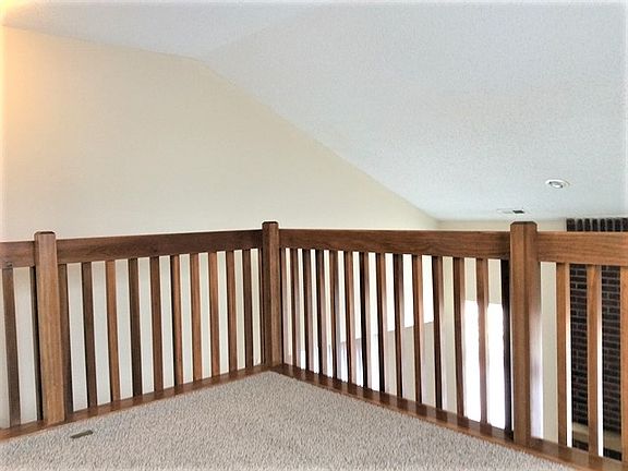 4th image of 11949 Locus Ln