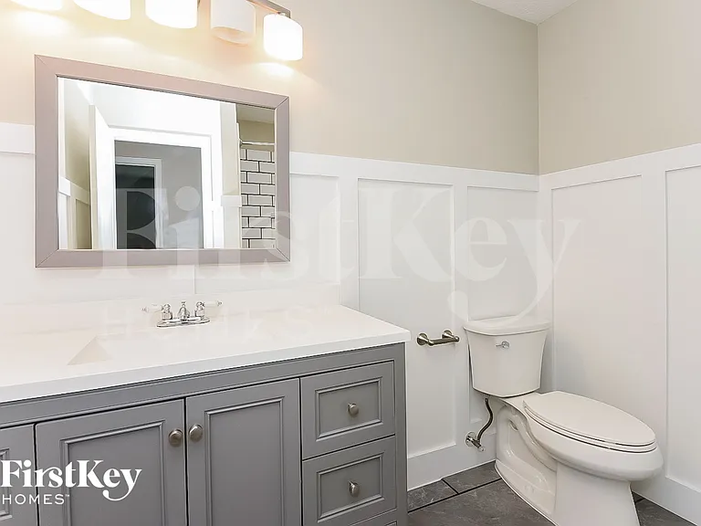 307 White Oak Way — Photo 17