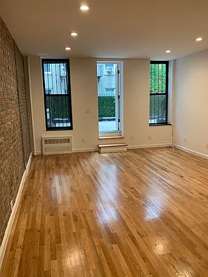 Rented by Newcastle Realty Services | media 15