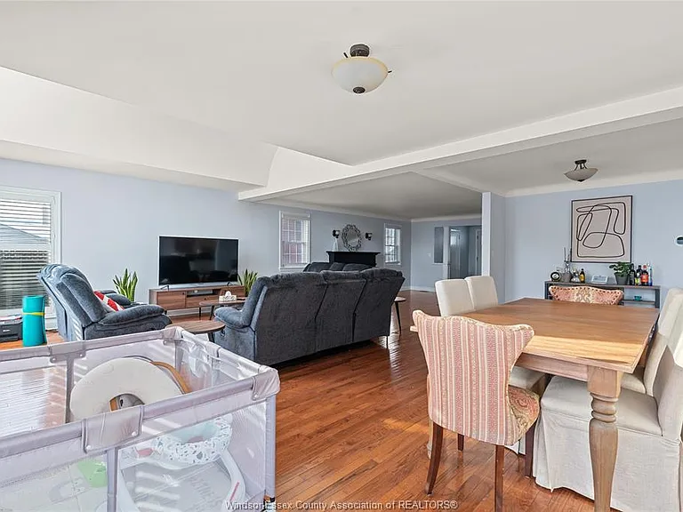 282 Rossini Blvd #UPPER — Photo 11