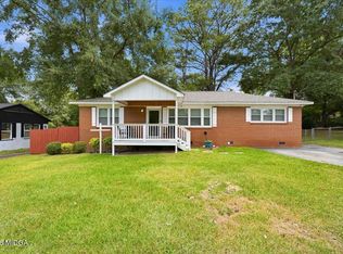 4290 Fairfax Dr, Macon, GA 31206