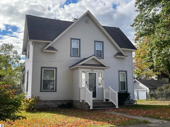 412 Prospect St, Cadillac, MI 49601