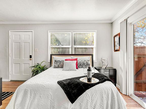 2nd image of 82 S 28th St #82