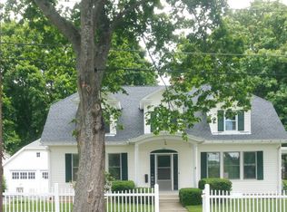 262 Chestnut St, Gardner, MA 01440