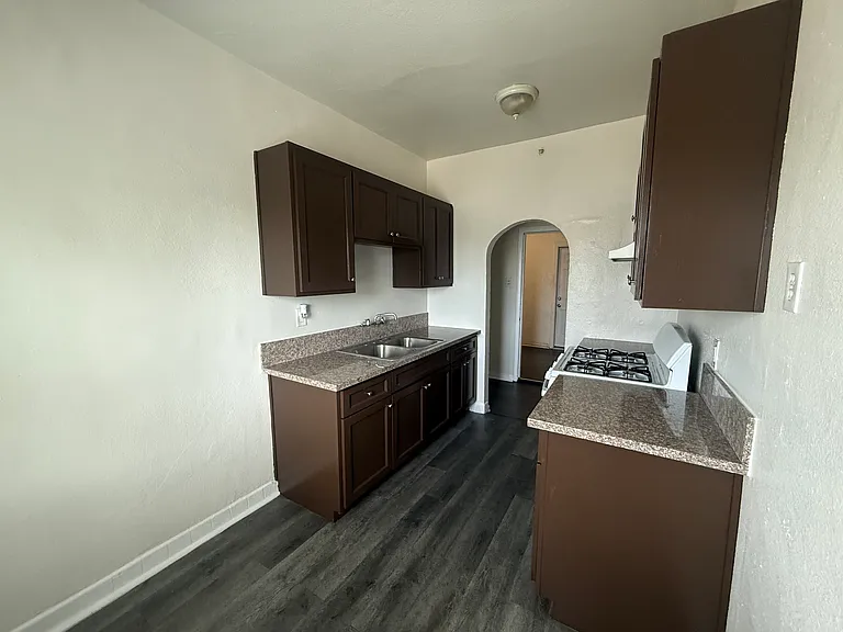 329 W Magnolia St #6 — Photo 25