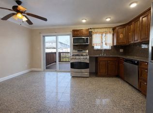 849 Travis Ave, Staten Island, NY 10314