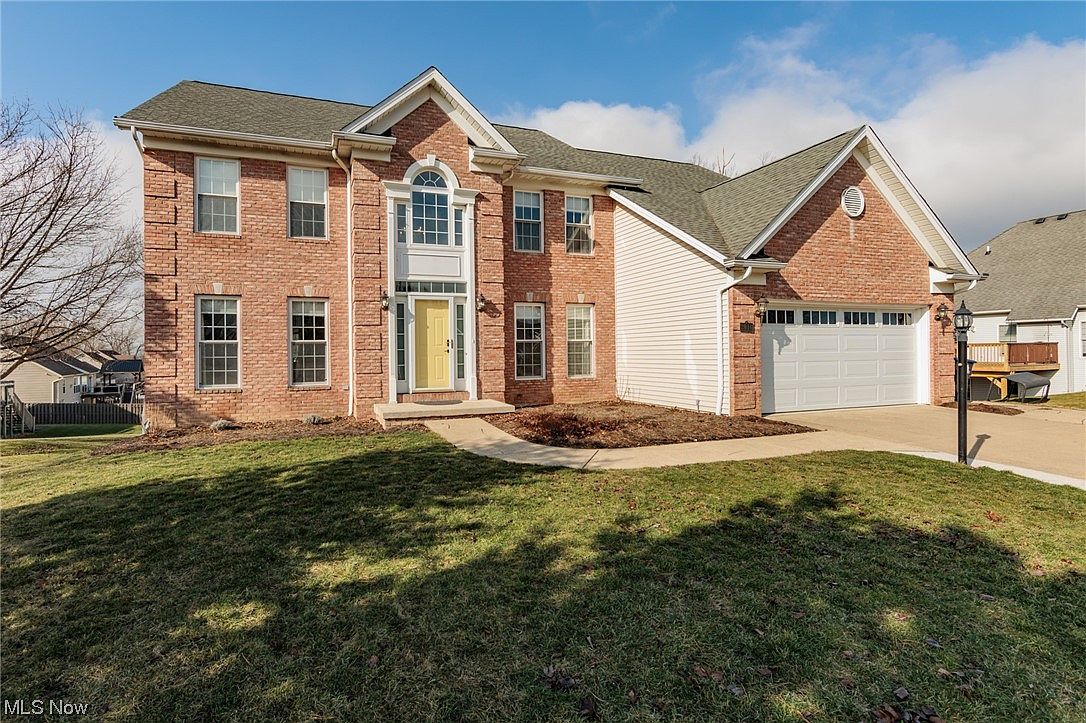 2014 Glenmont Dr, Brunswick, OH 44212 Zillow