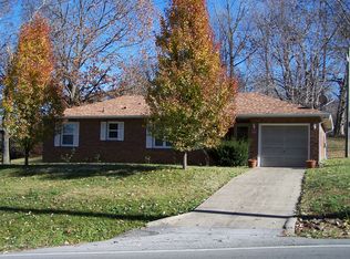 324 S Adams St, Golconda, IL 62938