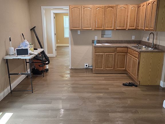 5th image of 13404 N Blakely Ln #1