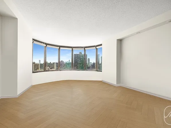 330 E 38th St APT 23Q, New York, NY 10016
