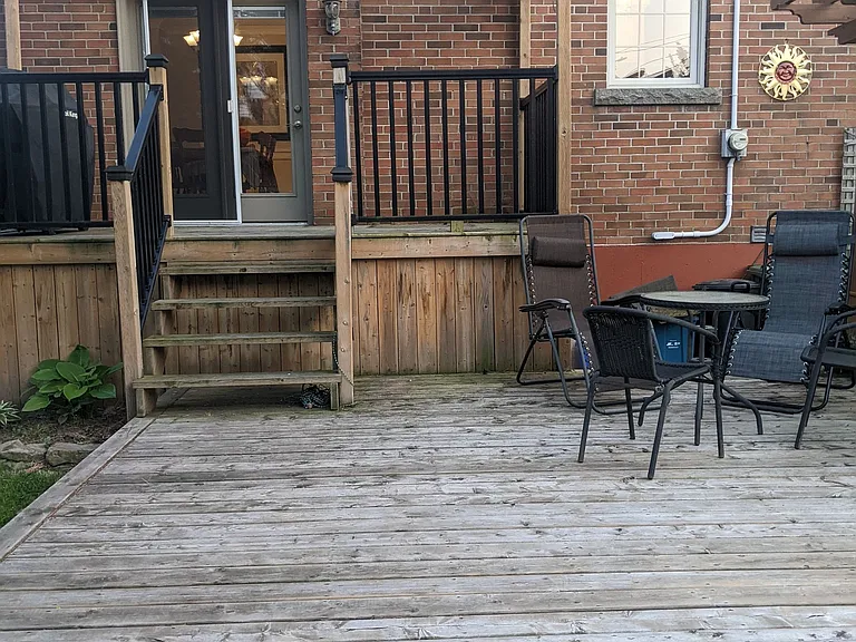 257 Dundonald Ave — Photo 18