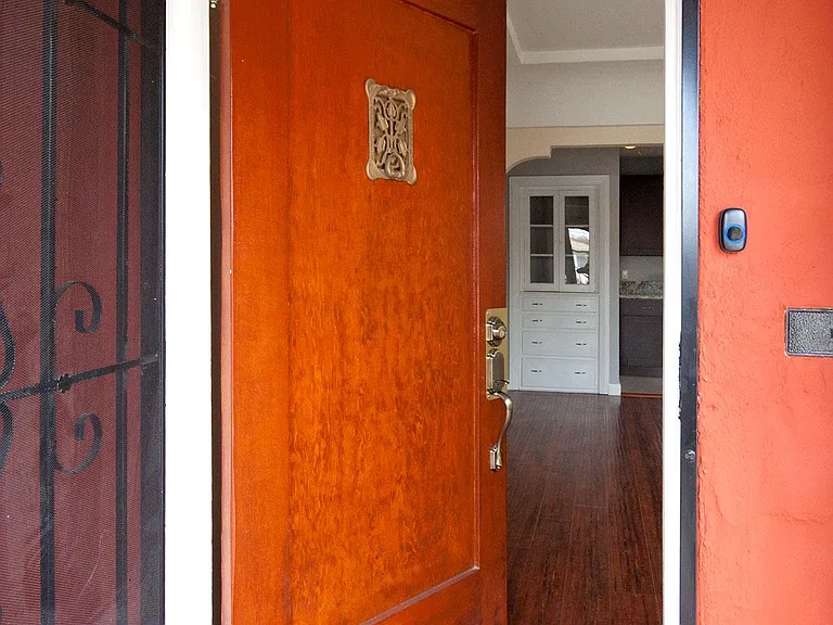 4032 Garden Ave — Photo 3
