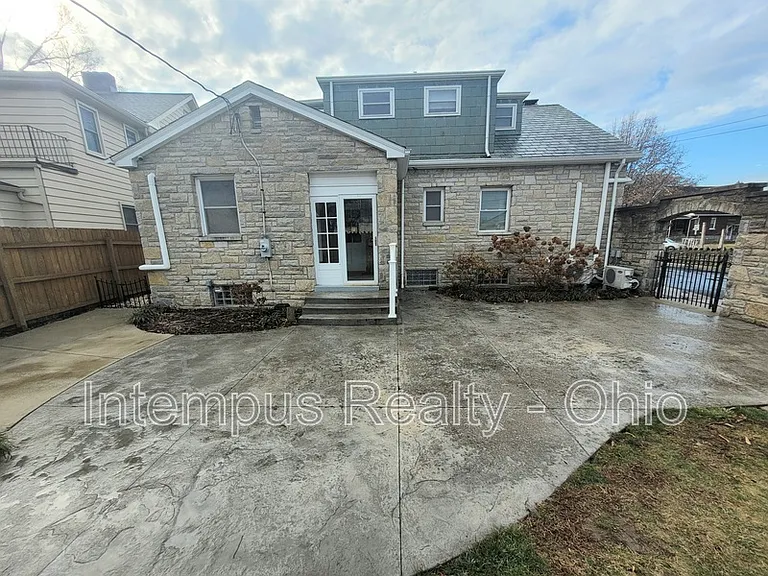 3128 Ellis Pl — Photo 31