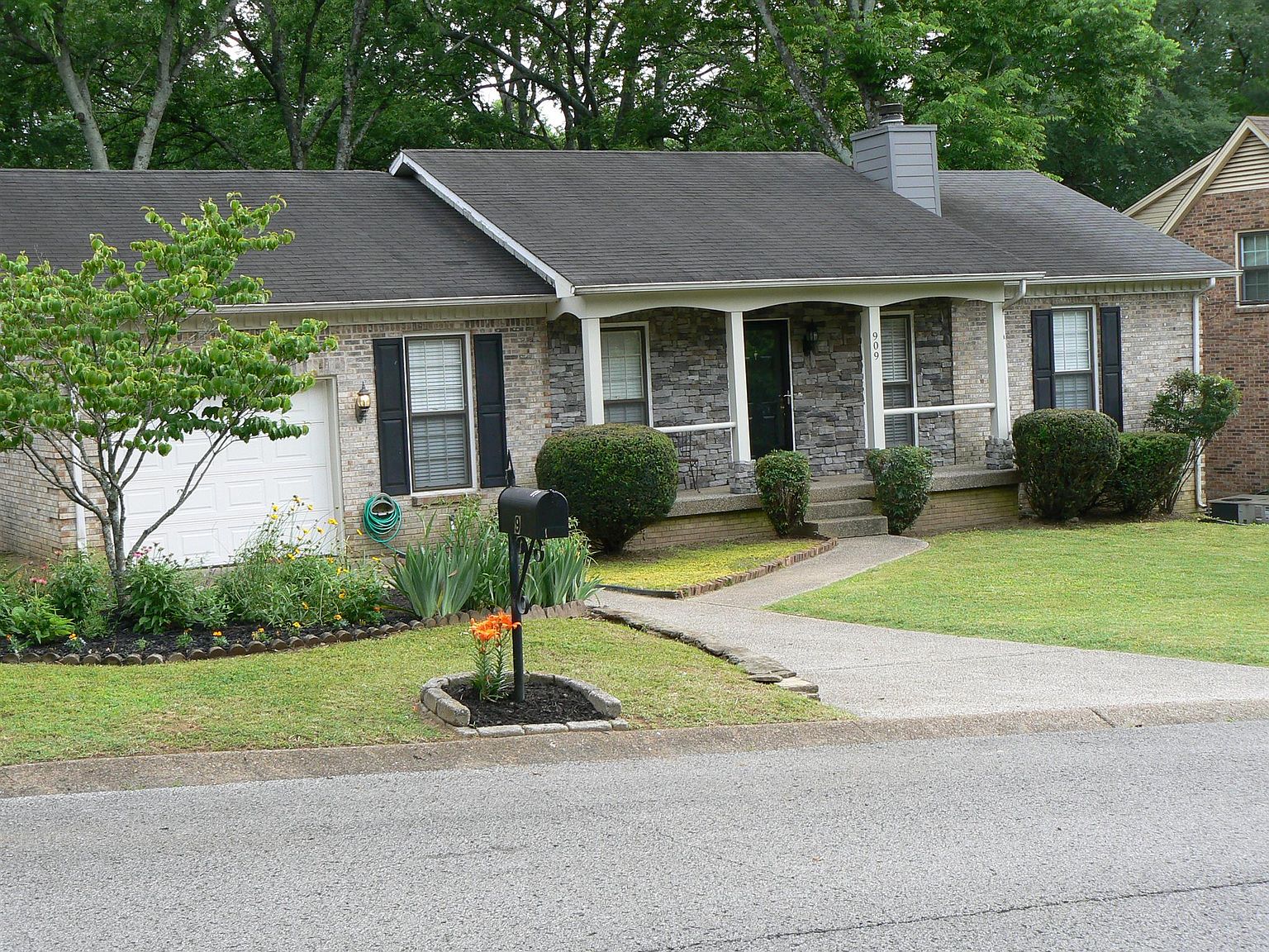 909 Sandburg Ct, Nashville, TN 37214 Zillow