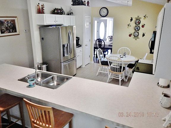4th image of 7318 Ironside Dr W