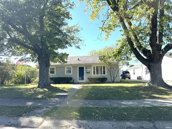 1005 N Oxford Dr, Marion, IN 46952