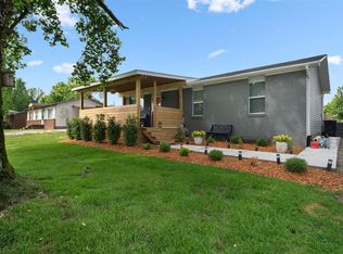 227 Countrywood Pl, Bowling Green, KY 42101