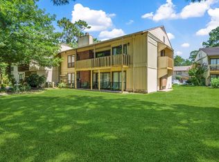 15919 Golf Club Dr APT 203, Crosby, TX 77532