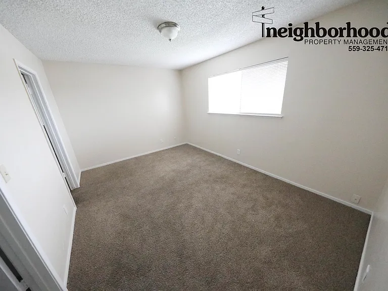 2029 W Shields Ave #202 — Photo 5