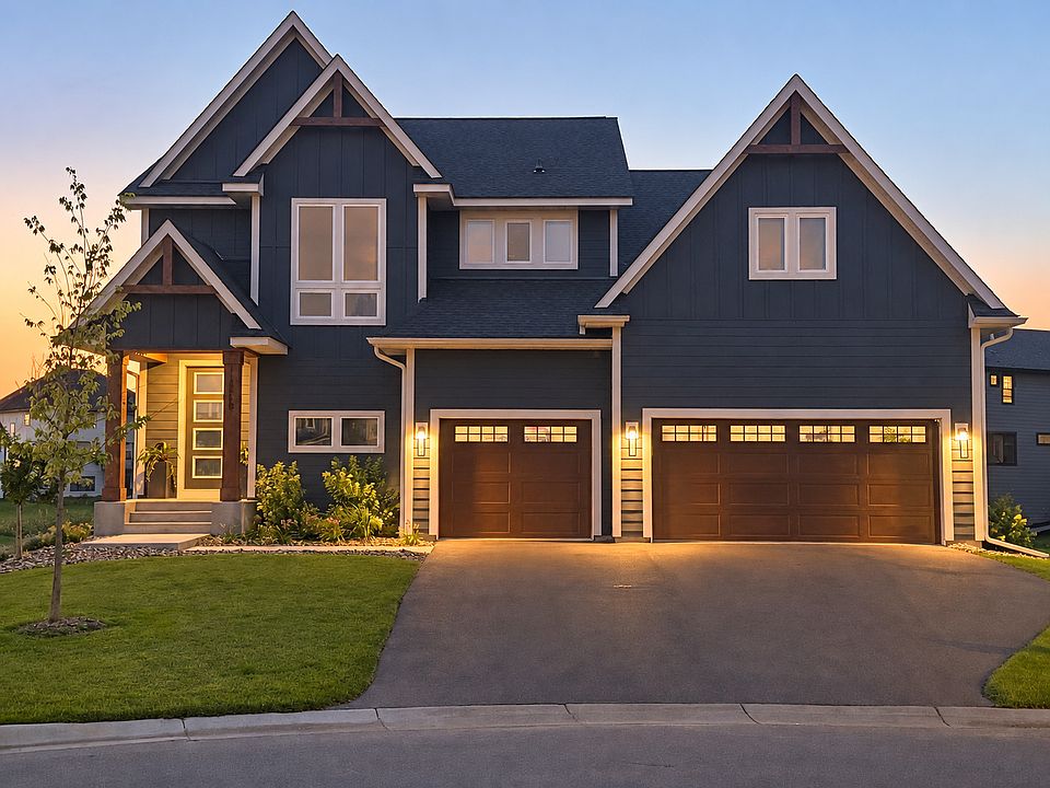 1st image of 10229 Queensland Ln N