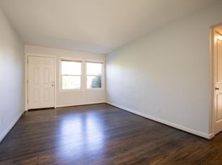 4550 NE 14th Pl APT 3, Portland, OR 97211