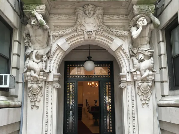 380 Riverside Drive