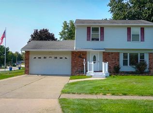 390 Saint Lawrence Blvd, Eastlake, OH
