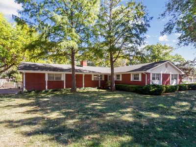 440 S Howe St, Wichita, KS, 67209