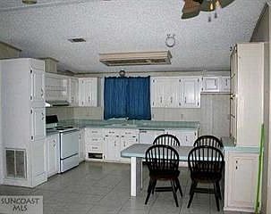 2nd image of 12023 Parkwood St