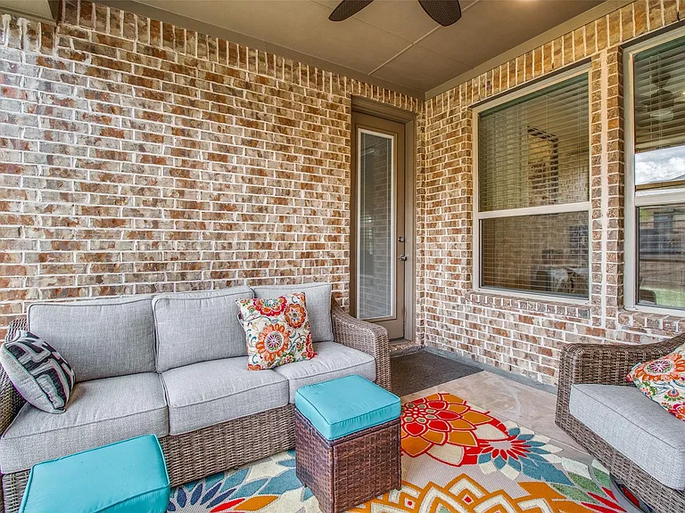 3521 Washington Dr — Photo 16