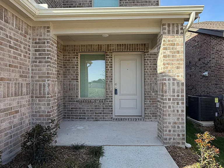 440 Backcountry Dr — Photo 2