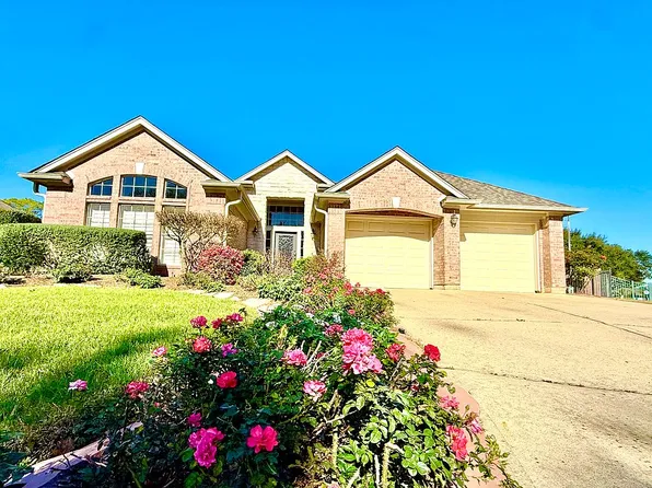 2448 Fairway Pointe Dr, League City, TX 77573