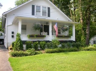 101 Olive St, Chagrin Falls, OH