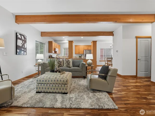 6604 198th Place SW, Lynnwood, WA 98036