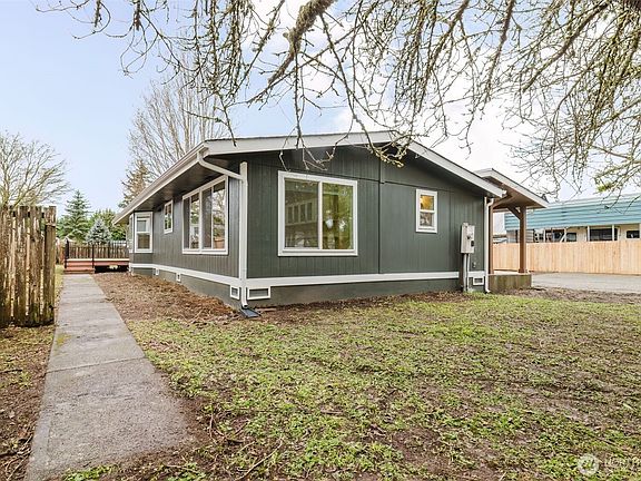 2nd image of 11916 243rd Avenue Ct E