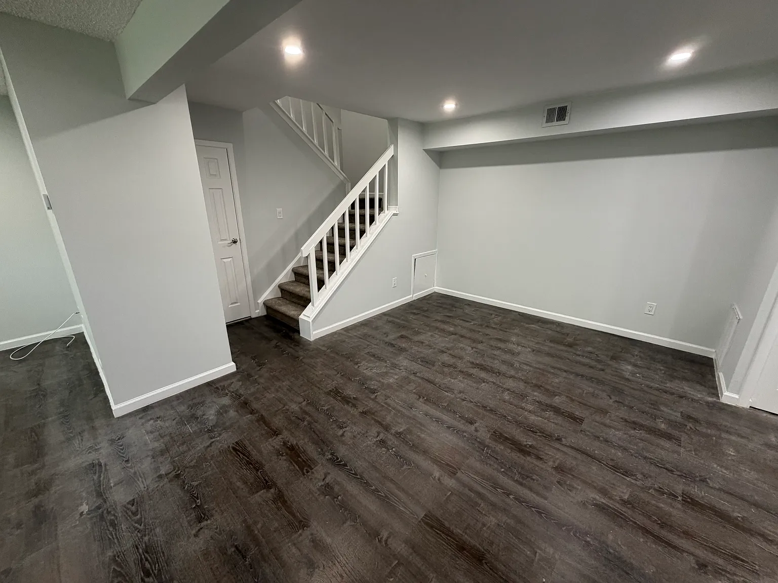 3 bed, 1.5 bath, 1313 sqft, $3,995 — Photo 4