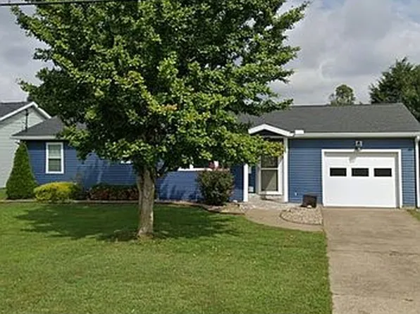 1586 Gene St, Belpre, OH 45714