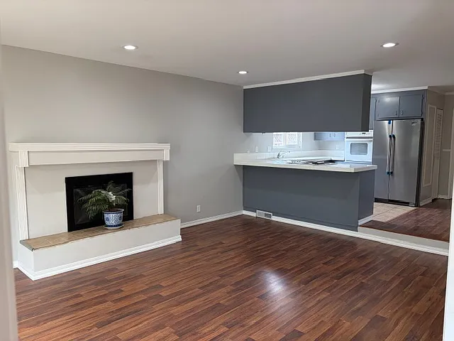 6397 Vegas Dr — Photo 5