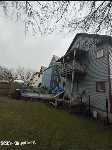 3rd image of 13 Ingersoll Avenue