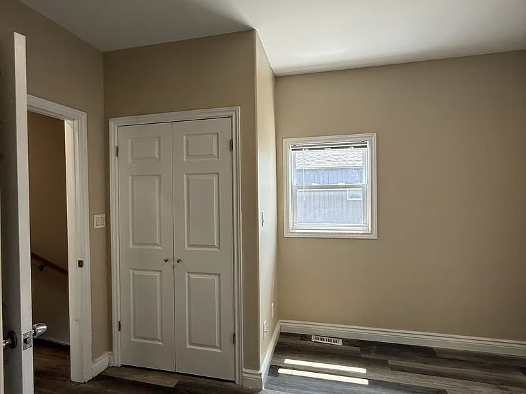 33 Concord Ave — Photo 9