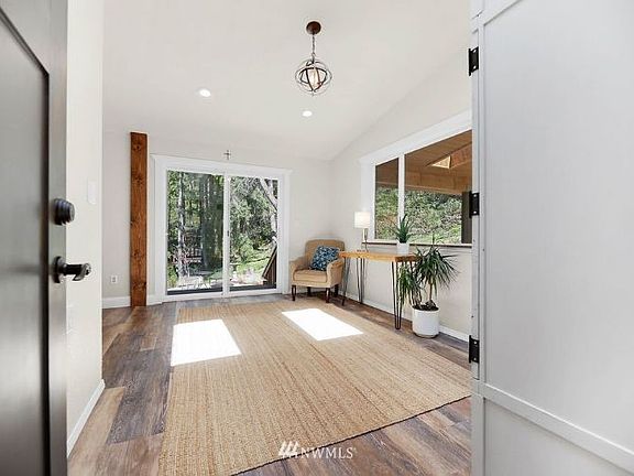 3rd image of 2410 157th Ave SE