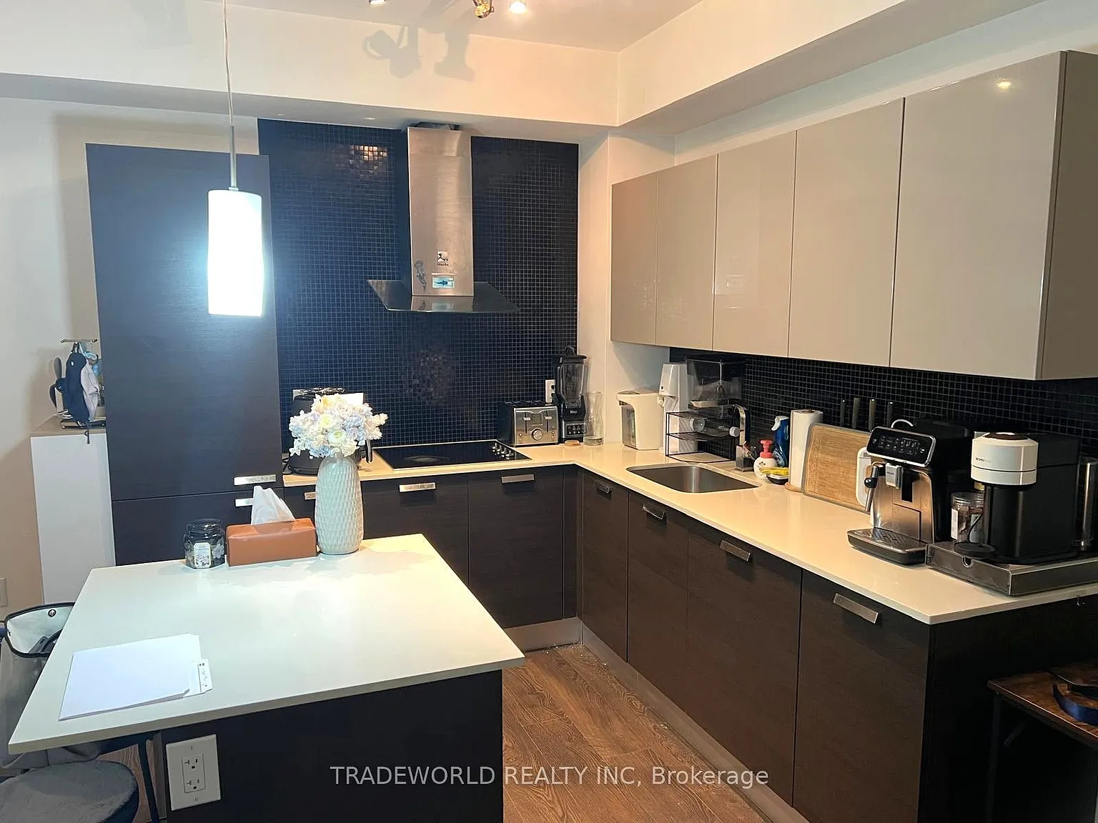 11 Bogert Ave — Photo 4