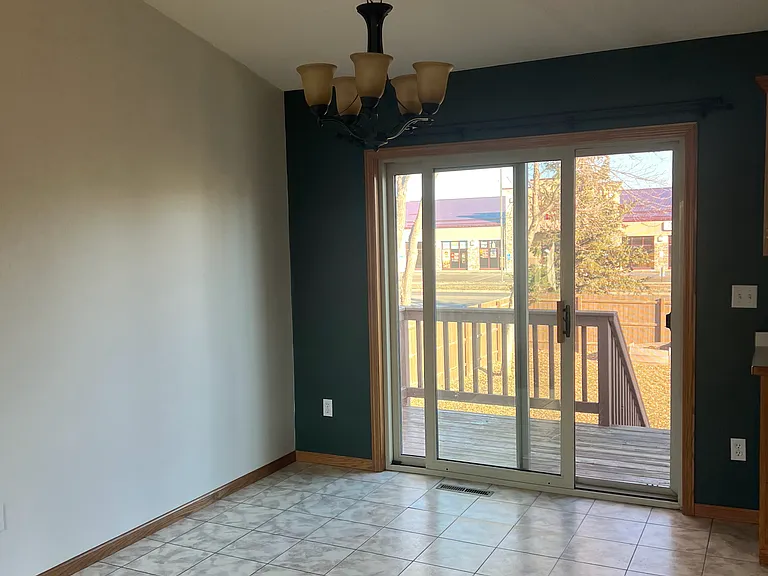 239 Sundance Rd — Photo 6